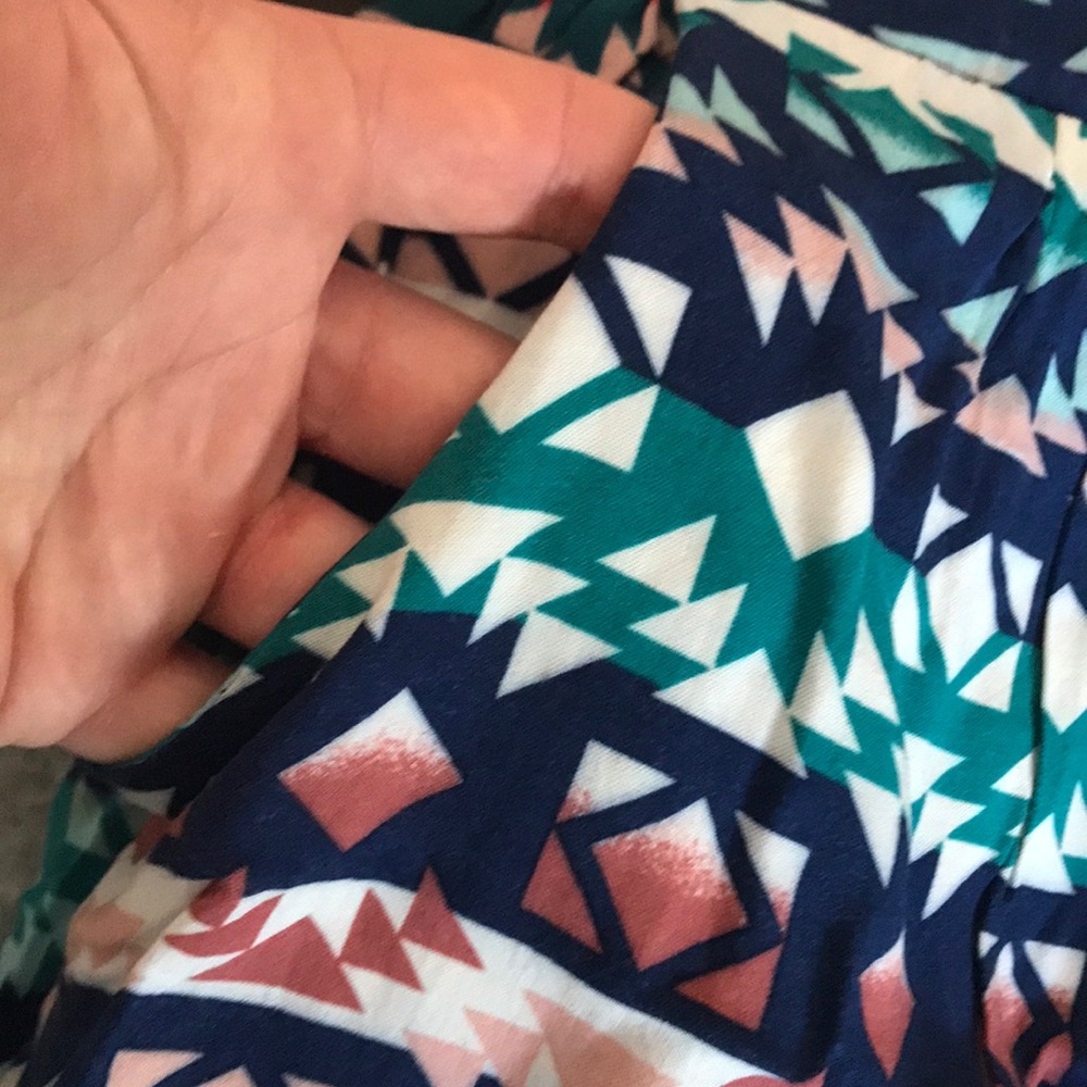 Aztec Print Mini w/ Buttons & Pockets - Picture 3 of 5